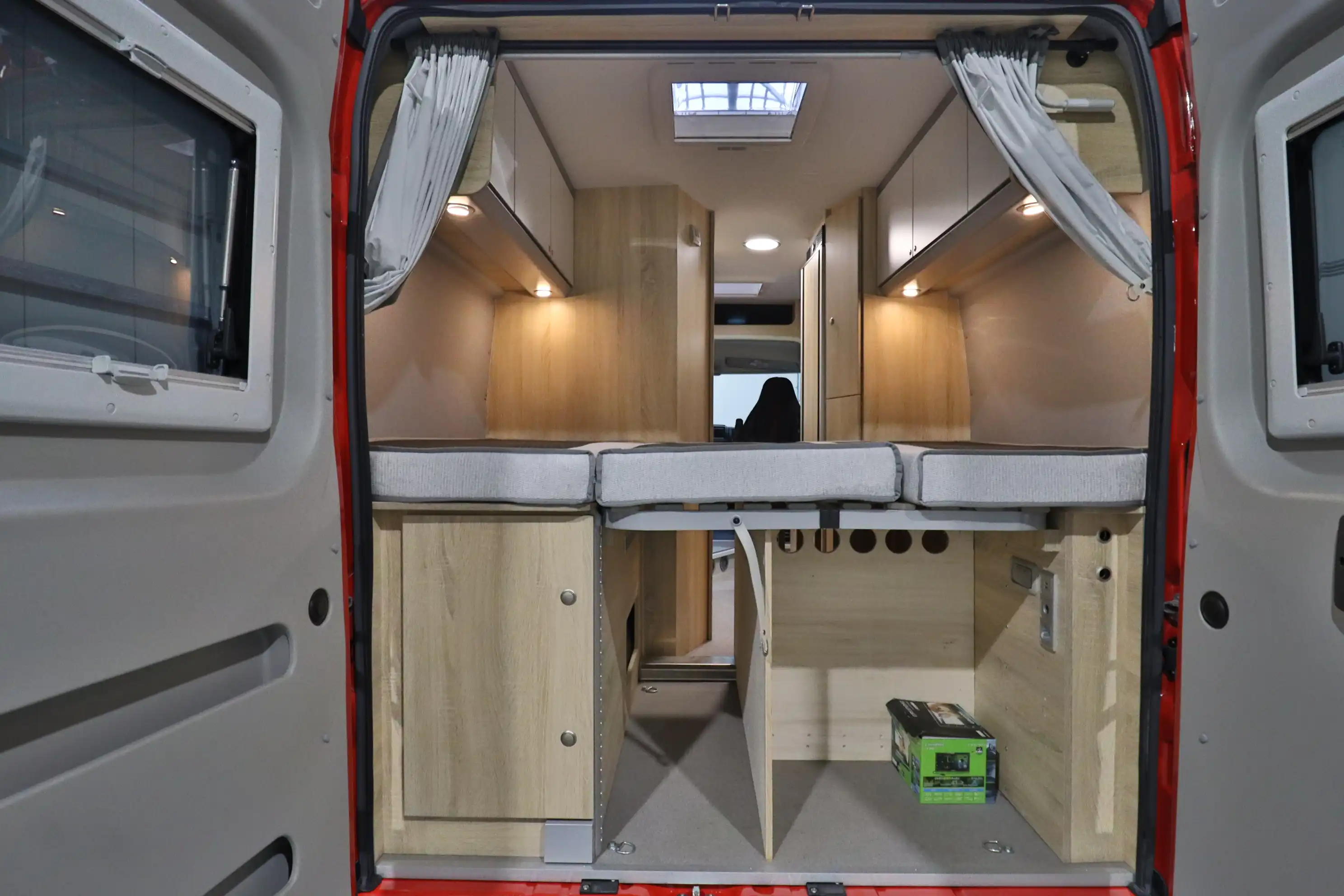 CLEVER Van 600 Celebration